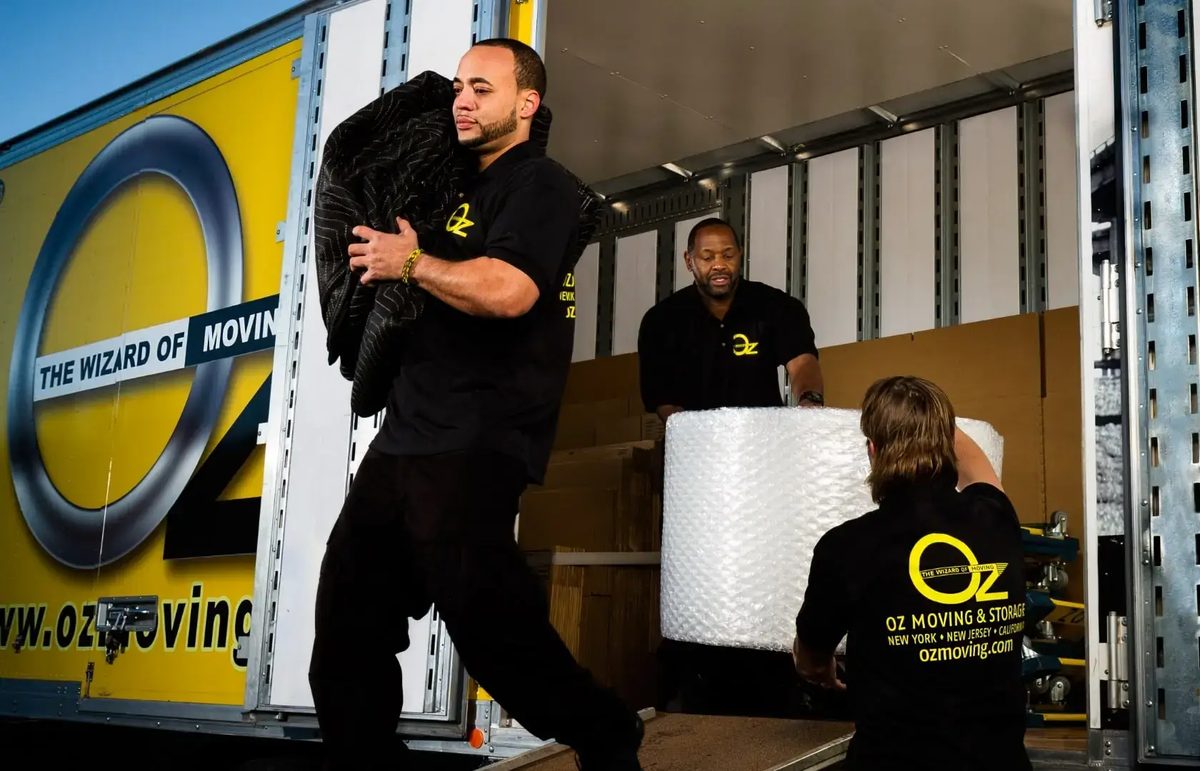 Oz Moving & Storage